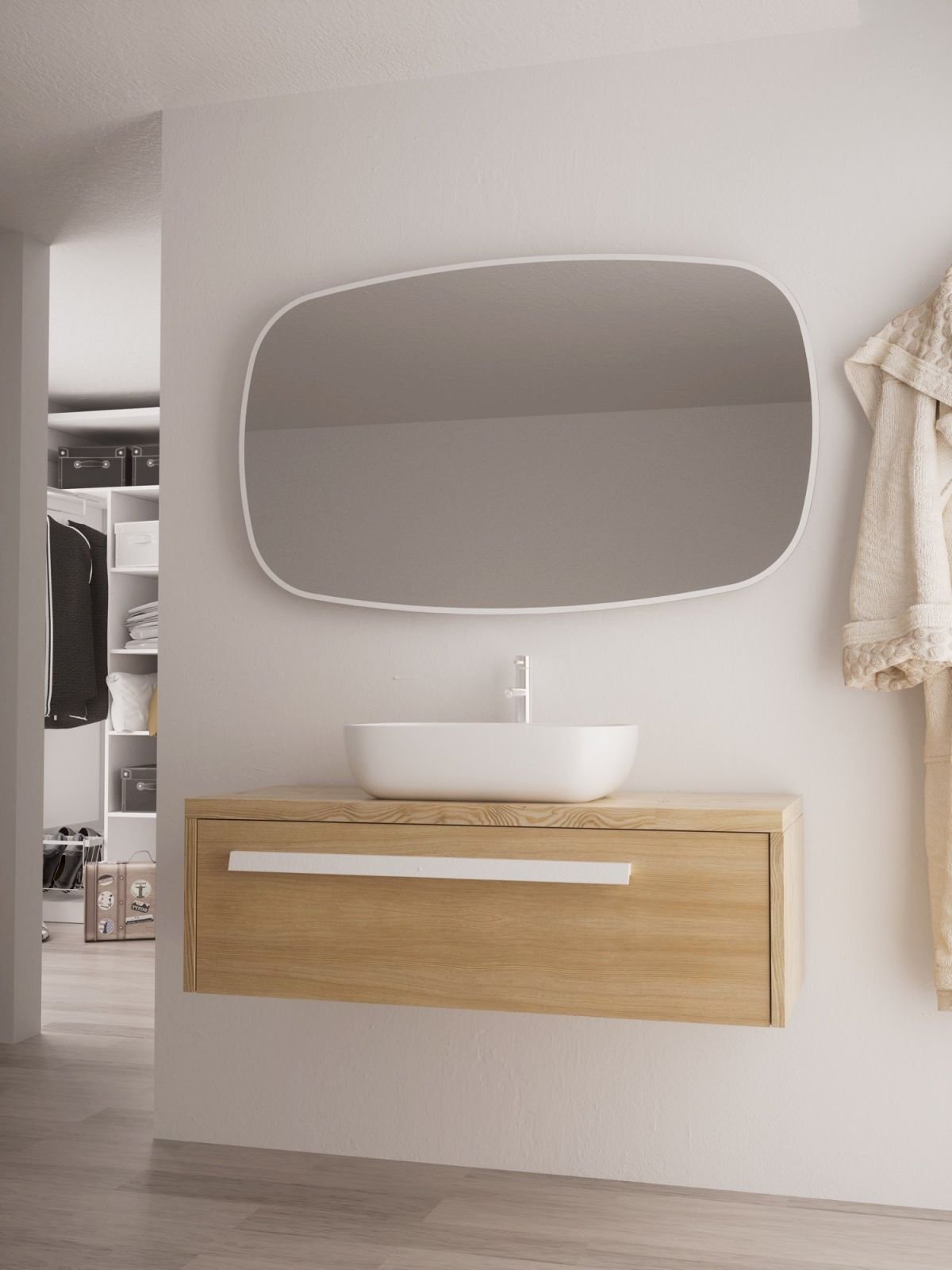 Loira Nol Mirror