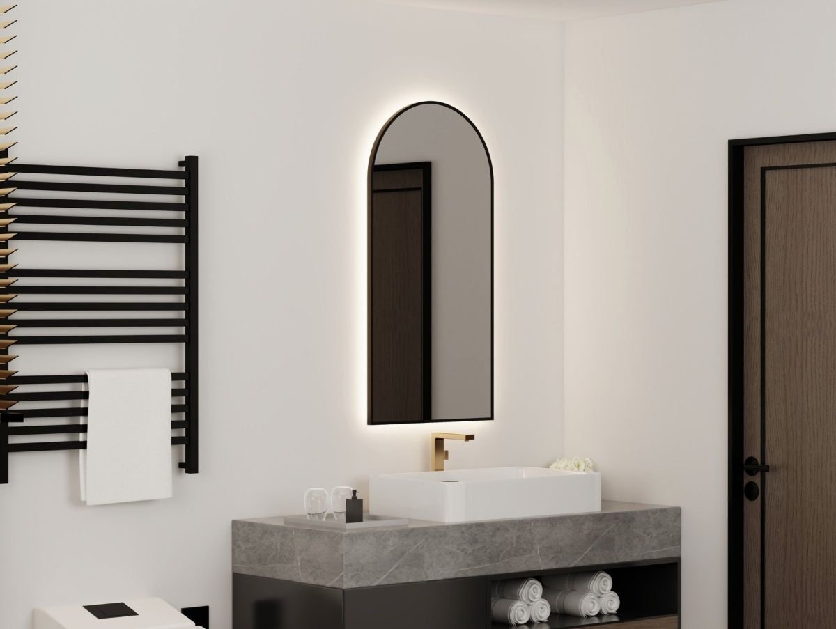 Pirineo Mirror