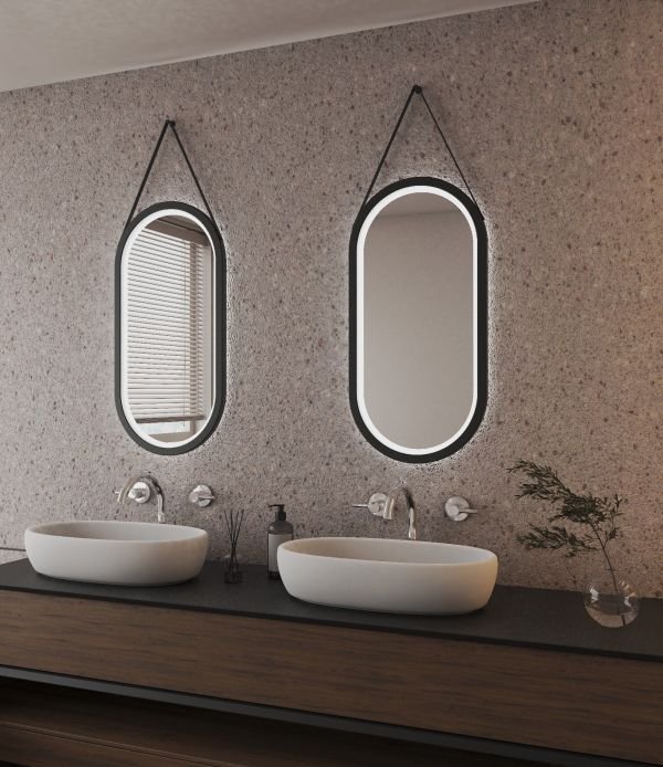 Marta Mirror