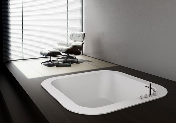 Alfa Fusion Bathtub