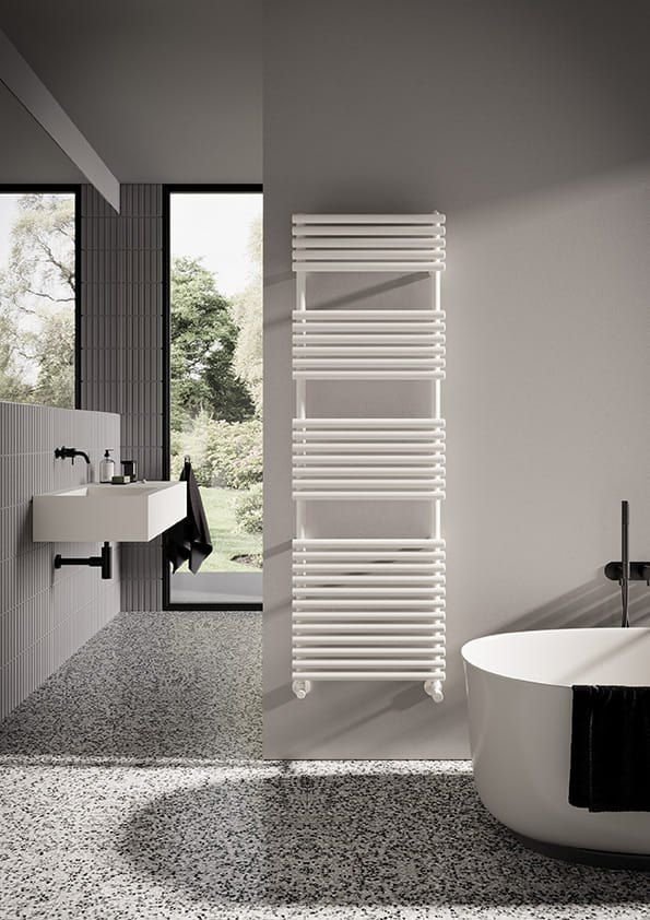 Ellipsis 30_B Towel Warmer